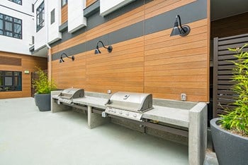 Grills Station | Thai Binh Apts in Seattle, WA 98104